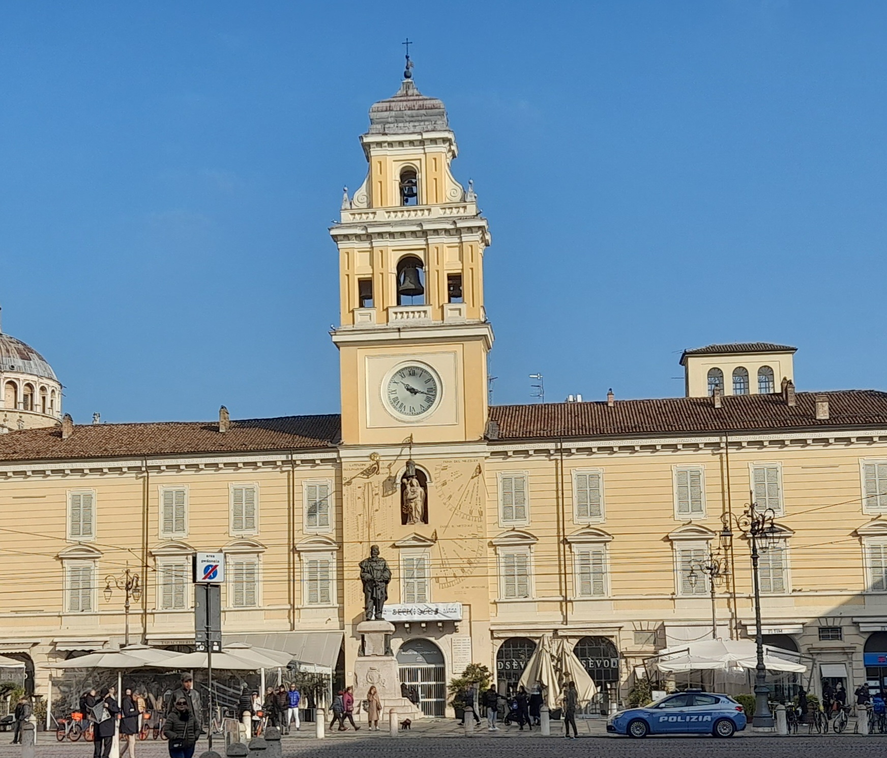 Garibaldi Square