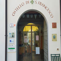 Ostello San Francesco a Pellegrino Parmense con camere semplici per pellegrini
